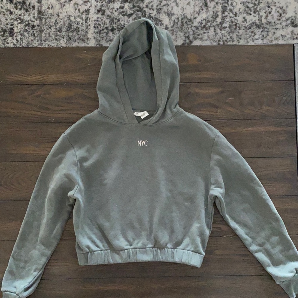 Girls H&M crop sweatshirt